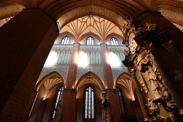 Bazylika katedralna Wniebowzięcia Najświętszej Maryi Panny w Pelplinie. Fot. PAP/Andrzej Jackowski