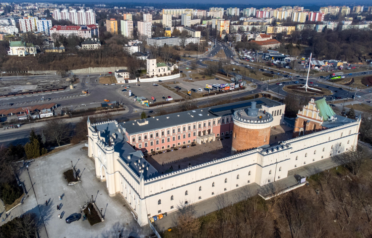 Lubelski zamek przez ponad 100 lat był więzieniem: Królestwa Kongresowego, rosyjskim, II RP, niemieckim, sowieckim, UB. Od 1957 r. jest główną siedzibą tamtejszego Muzeum Narodowego. Fot. PAP/Wojtek Jargiło 