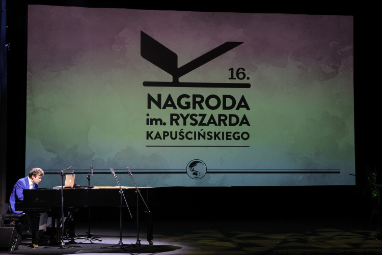 Gala Nagrody im. Ryszarda Kapuścińskiego w 2025 r. Fot. PAP/Szymon Pulcyn