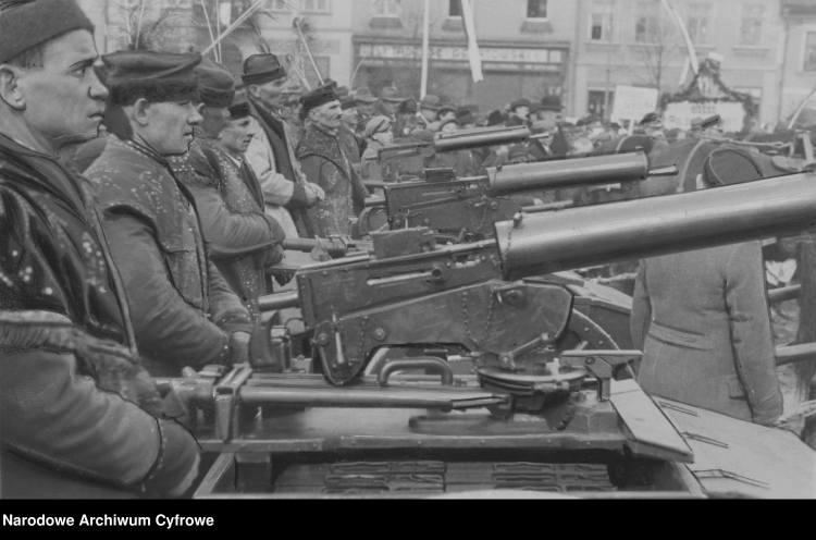 Ciężkie karabiny maszynowe Browning wz. 30, ufundowane przez Powiatowy Komitet Fundusz Obrony Narodowej w Bochni, marzec 1939 r./NAC