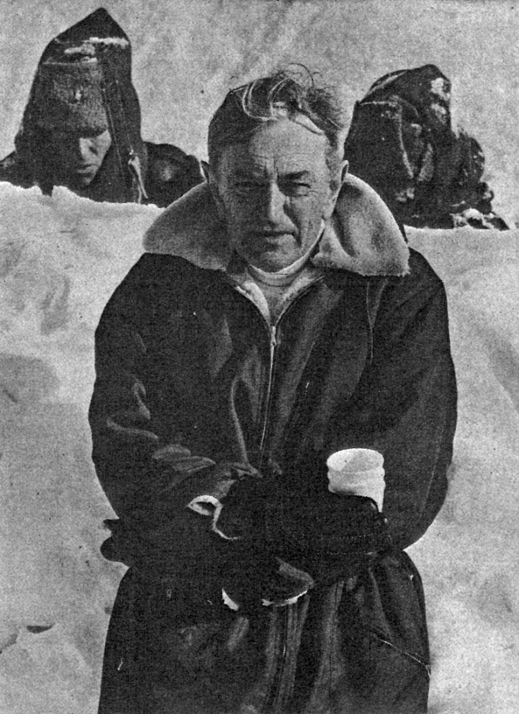 David Lean w północnej Finlandii w 1965 roku podczas kręcenia Doktora Żywago. /Źródło: en.wikipedia