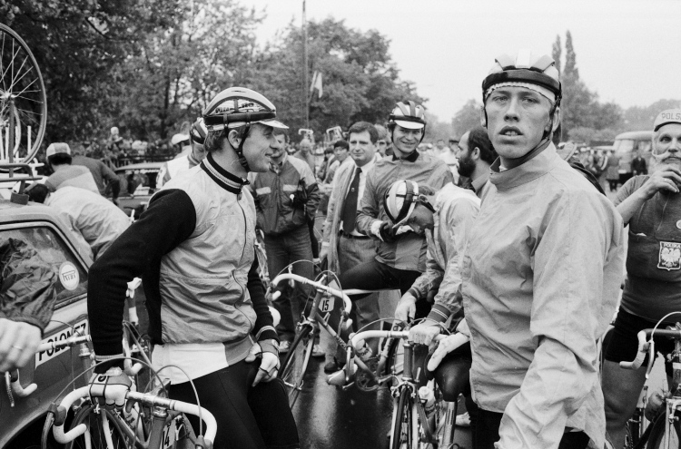 Wyścig Pokoju. Pierwszy od prawej Zenon Jaskuła. Fot. Jerzy Undro