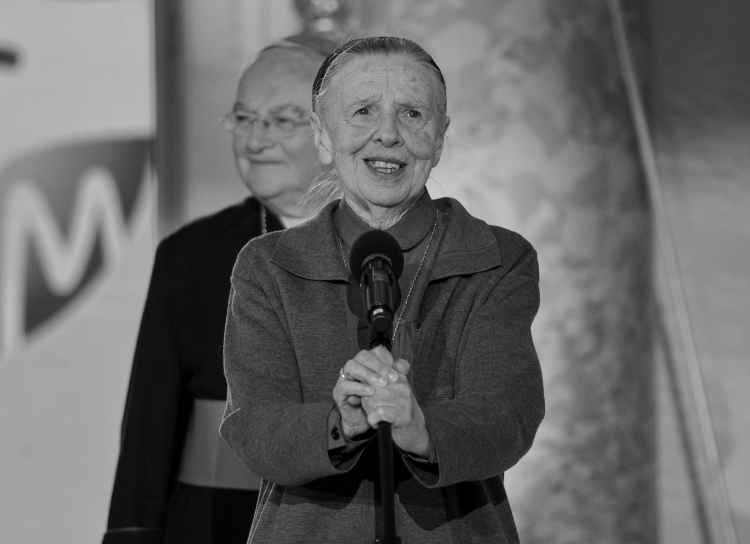 Siostra Zofia Zdybicka otrzymała w 2016 r. nagrodę Totus w kategorii "propagowanie nauczania Ojca Świętego Jana Pawła II". Fot. PAP/Marcin Obara 