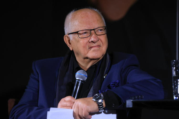 Artysta malarz, rzeźbiarz i grafik, główny przedstawiciel realizmu fantastycznego Wojciech Siudmak. Fot. PAP/Rafał Guz