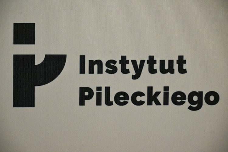 Siedziba Instytutu Pileckiego przy ulicy Siennej w Warszawie. Fot. PAP/Radek Pietruszka