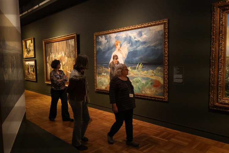 Fragment wystawy czasowej "Kolekcjoner. Ignacy Korwin-Milewski (1846–1926)" w Muzeum Narodowym w Warszawie. Fot. PAP/Albert Zawada 