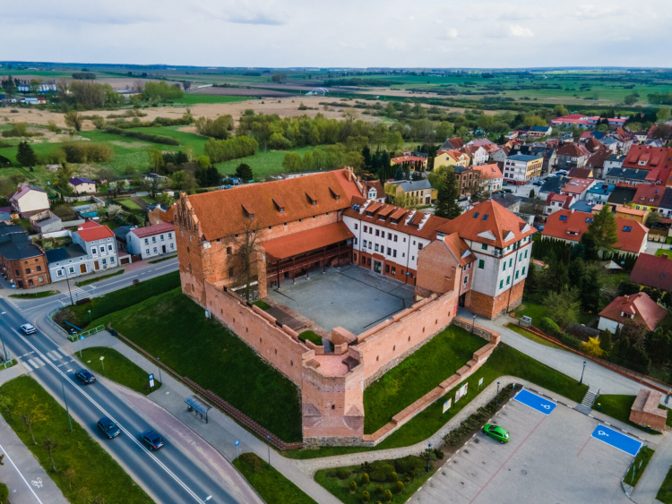 Zamek w Działdowie, w którym mieści się wystawa „Działdowo – miasto i ludzie dawnego pogranicza”. Fot. Muzeum Pogranicza w Działdowie