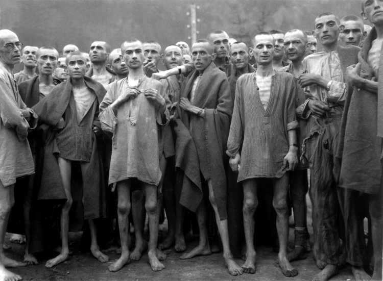 Więźniowie jednego z podobozów KL Mauthausen. /Źródło: de.wikipedia