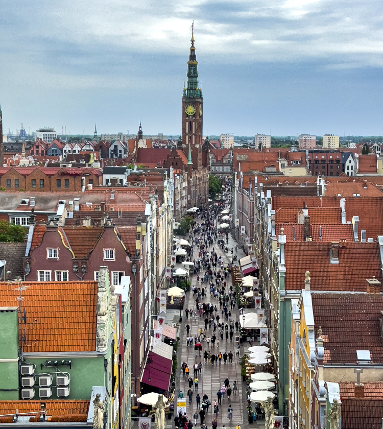 Gdańsk 19.07.2023 r. Panorama Gdańska z Wieży Więziennej. Fot. PAP/Jerzy Ochoński