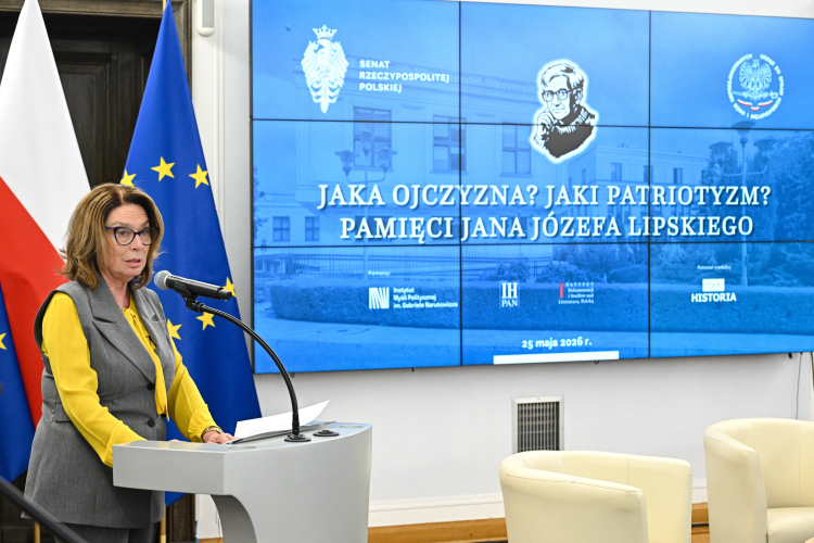 Warszawa, 25.05.2026. Marszałkini Senatu Małgorzata Kidawa-Błońska podczas konferencji „Jaka ojczyzna? Jaki patriotyzm? Pamięci Jana Józefa Lipskiego”, 25 bm. w Senacie. Trwają obchody 100. rocznicy urodzin Jana Józefa Lipskiego. Fot. PAP/Radek Pietruszka