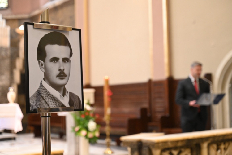 Pogrzeb szczątków żołnierza wyklętego Władysława Tarkowskiego „Wilczura”. Fot. IPN Kraków