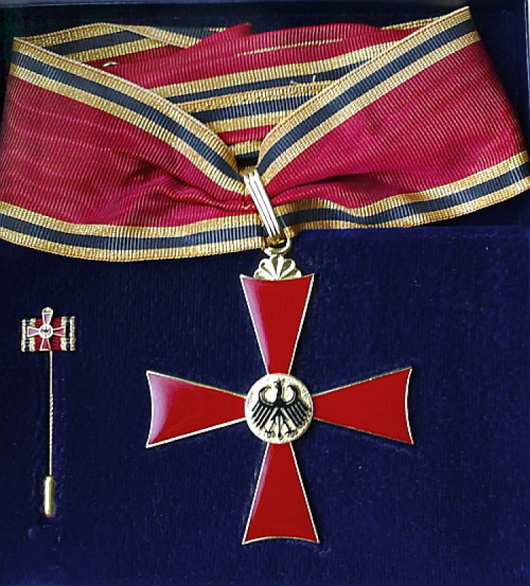 Federalny Krzyż Zasługi (Bundesverdienstkreuz). Fot. domena publiczna