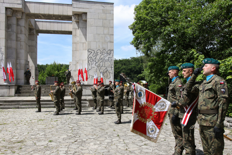 Uroczystości z okazji Narodowego Dnia Powstań Śląskich na Górze św. Anny. Fot. PAP/Krzysztof Świderski 