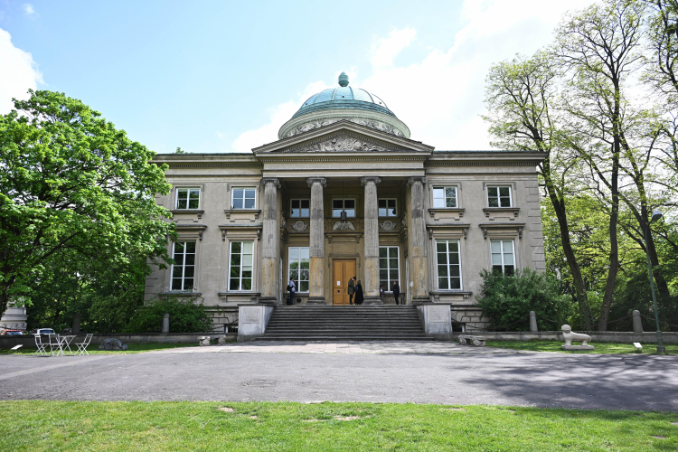 Warszawa, 13.05.2026. Muzeum Rzeźby im. Xawerego Dunikowskiego w warszawskiej Królikarni - Oddziale Muzeum Narodowego w Warszawie. Fot. PAP/Radek Pietruszka