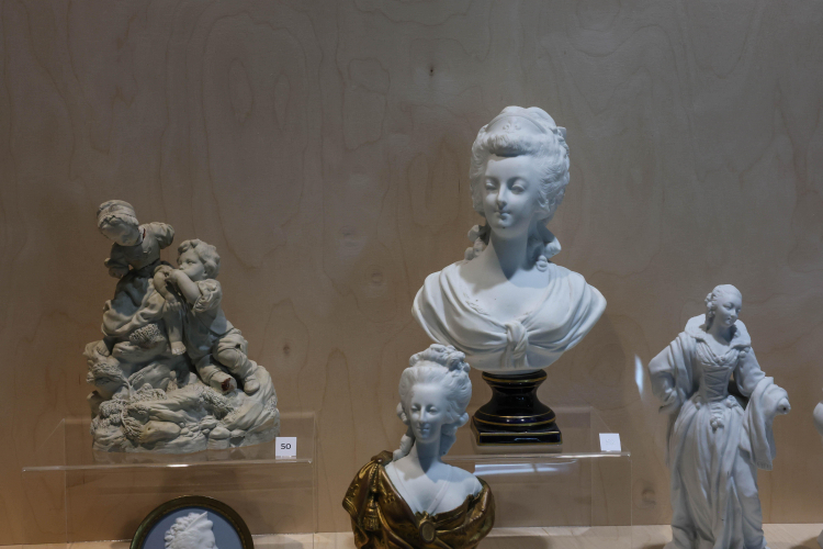 II Festiwal Porcelany „Finezja detalu” w Muzeum Pałac Saski w Kutnie. Fot. PAP/Marian Zubrzycki
