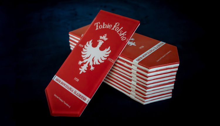 Znak pamięci „Tobie Polsko“. Fot. katowice.ipn.gov.pl