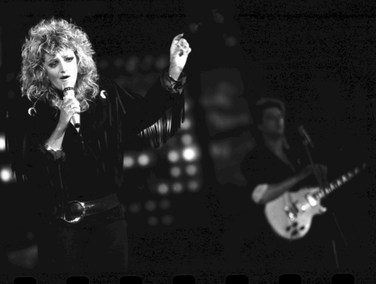 Sopot 1986-01-01. Międzynarodowy Festiwal Piosenki. Nz: Bonnie Tyler. Fot. PAP/Stefan Kraszewski