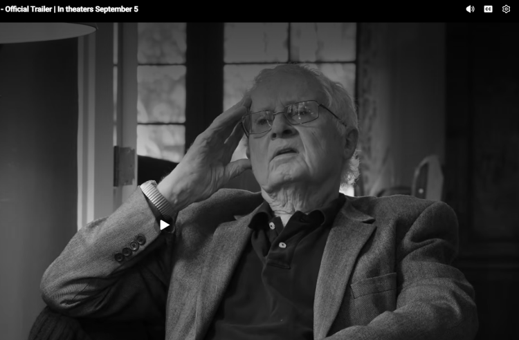Pat Oliphant. Fot. screen YouTube/ The Life & Cartoons of Pat Oliphant - Official Trailer