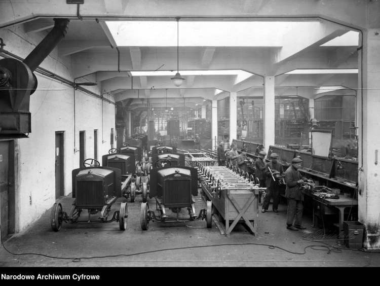Zakłady Mechaniczne "Ursus" SA w Czechowicach koło Warszawy (obecnie Warszawa-Ursus) 