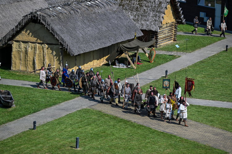 Skansen Archeologiczny Karpacka Troja w Trzcinicy. Fot. Darek Delmanowicz (PAP)