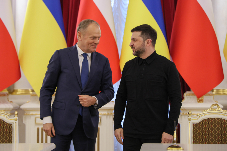 Premier RP Donald Tusk oraz prezydent Ukrainy Wołodymyr Zełenski. Fot. PAP/Paweł Supernak