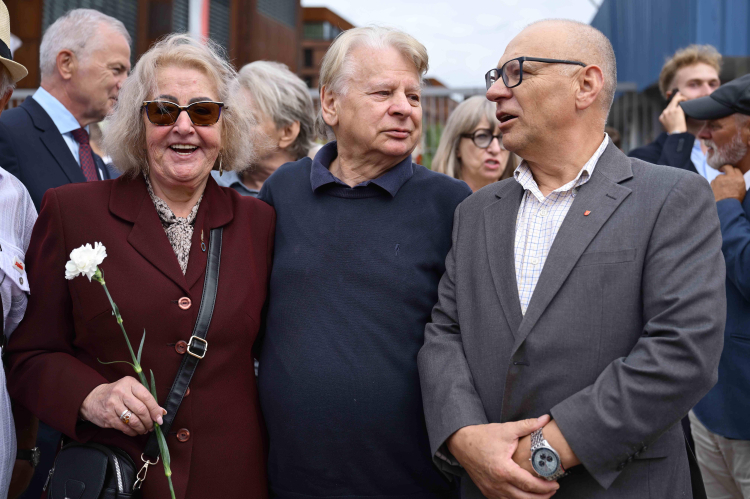Bogdan Borusewicz, Henryka Krzywonos i Jerzy Borowczak na obchodach rocznicy Porozumień Sierpniowych. Fot. PAP/Adam Warżawa