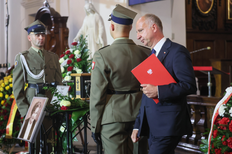 Sekretarz stanu w Kancelarii Prezydenta RP Wojciech Kolarski na uroczystościach pogrzebowych Wandy Traczyk-Stawskiej. Fot. PAP/Leszek Szymański