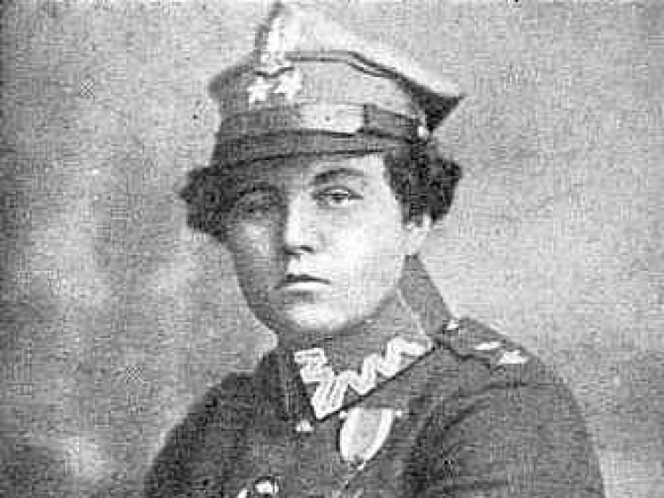 Leopoldyna Stawecka w mundurze oficera Wojska Polskiego – Lwów, 15 kwietnia 1919 r. /Źródło: Wikipedia