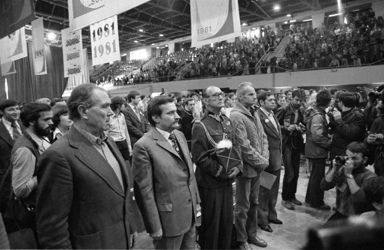 I Krajowy Zjazd Delegatów NSZZ Solidarność w gdańskiej hali Olivia. Fot. PAP/Stefan Kraszewski