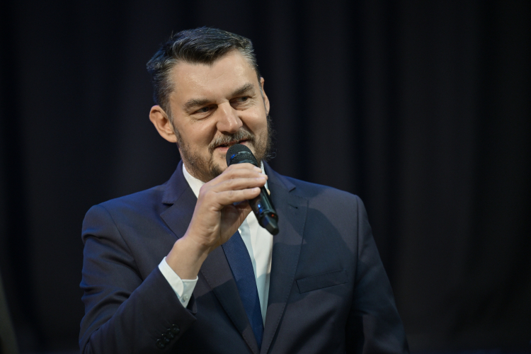 Wilno, Litwa, 24.09.2026. Szef Urzędu ds. Kombatantów i Osób Represjonowanych Lech Parell podczas Konferencji Ponarskiej w Domu Kultury Polskiej w Wilnie, 24 bm. w ramach obchodów 82. rocznicy rozpoczęcia zbrodni ponarskiej, zbiorowych egzekucji popełnionych w latach 1941–1944 w okresie okupacji niemieckiej na dawnych Kresach Północno-Wschodnich II Rzeczypospolitej. Fot. PAP/Przemysław Piątkowski