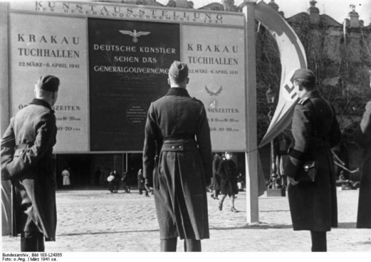 Niemieccy żołnierze w okupowanym Krakowie. Fot. histmag.org