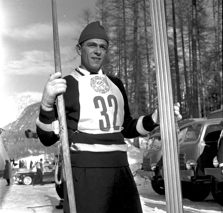 Franciszek Gąsienica-Gro, zdobywca pierwszego medalu dla Polski na zimowych igrzyskach olimpijskich. Fot. PAP/Jerzy Baranowski
