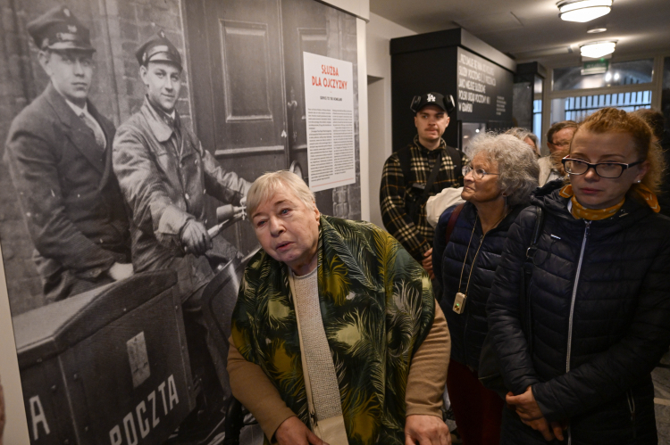 Wystawa w Muzeum Poczty Polskiej otwarta w 87. rocznicę rozstrzelania obrońców. Fot. PAP/Adam Warżawa
