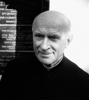 Ks. Stefan Niedzielak. Fot. PAP